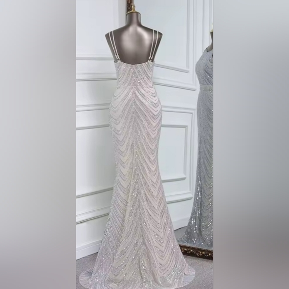 Silver,  O Neck, Sleeveless,  Detachable Skirt, Sequined Mermaid Gown - Picture 12 of 16